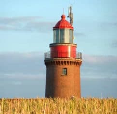 buk leuchturm bastorf sommer