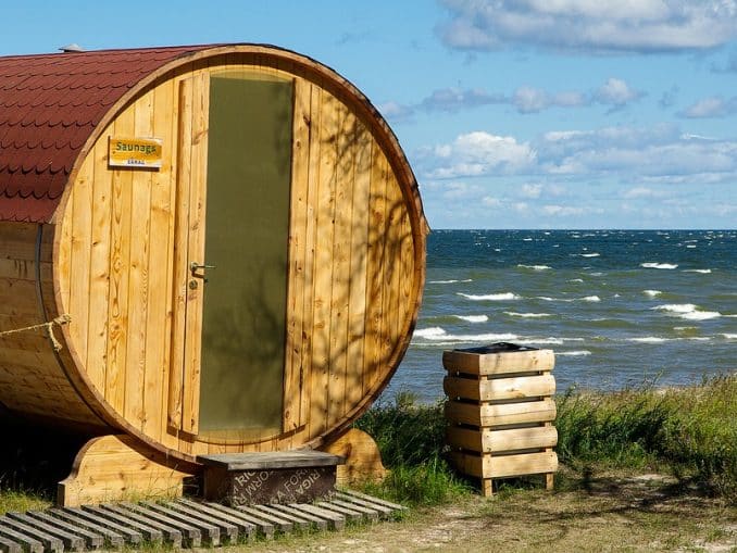 Baltische Ostsee Anrainerstaaten Ostsee Expedition Litauen / Sauna am Ufer