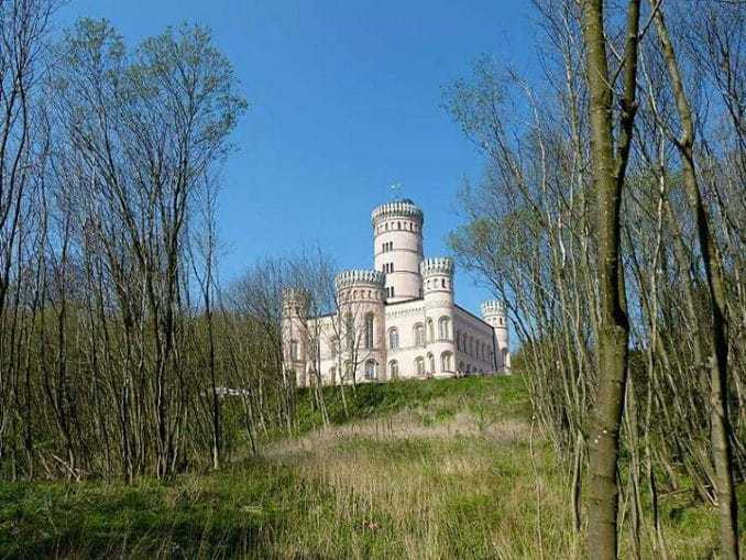 Blick auf das Jagdschloss Granitz