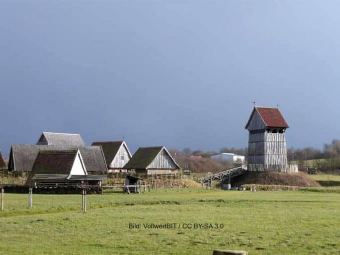 √ Turmhügelburg Lütjenburg