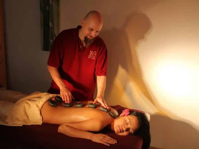 Wellness Hotstone Massage Wellness Hotstone Massage