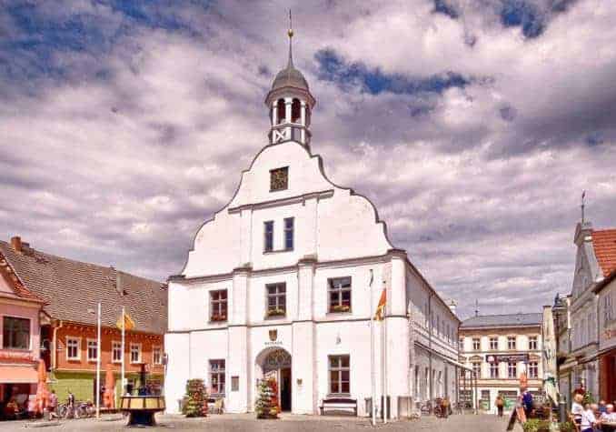 Wolgast Marktplatz Altes Rathaus