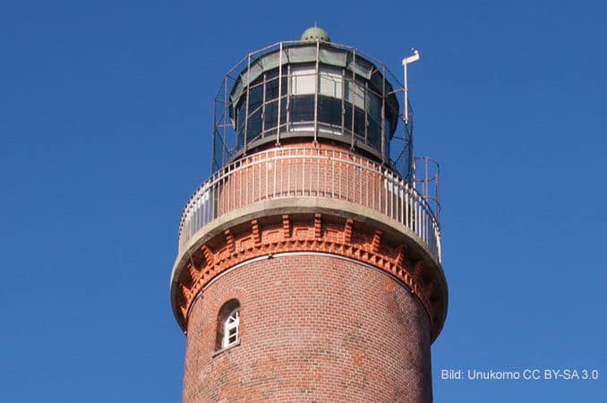 Seefeuer Leuchtturm Darßer Ort mit Naturreum
