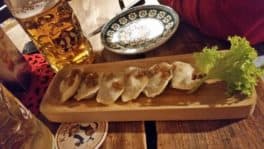 Essen im Restaurant Kurna-Chata in Swinemünde Spezialitaeten Swinemuende Kurna Chata