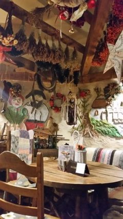 Schöne Dekoration im Kurna Chata (Swinemünde) gastraum polnsche ostsee