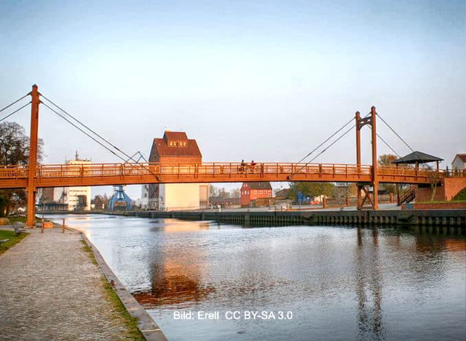 Anklam, Fußgängerbrücke über die Peene