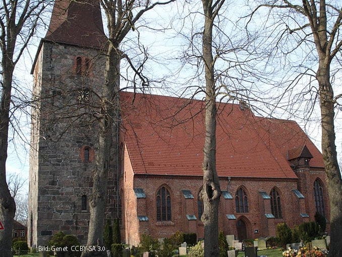 St. Johannis-Kirche Petersdorf