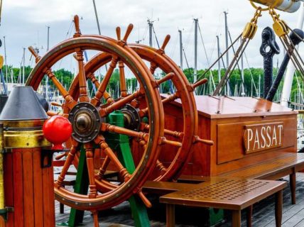 Steuerrad vom Segelschulschiff Passat travemunde passat