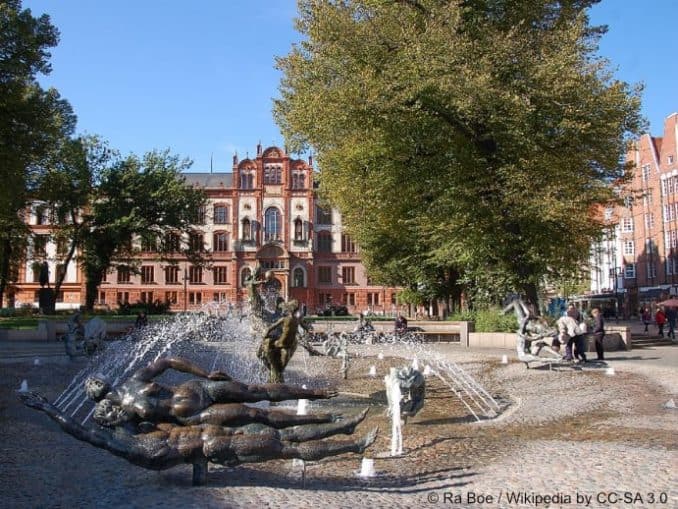 Rostock - Brunnen der Lebensfreude