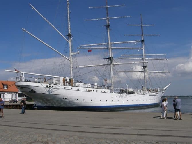 Gorch Fock im Hafen