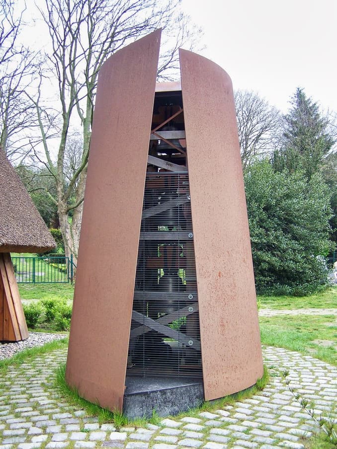 Glockenturm der Schifferkirche Ahrenshoop