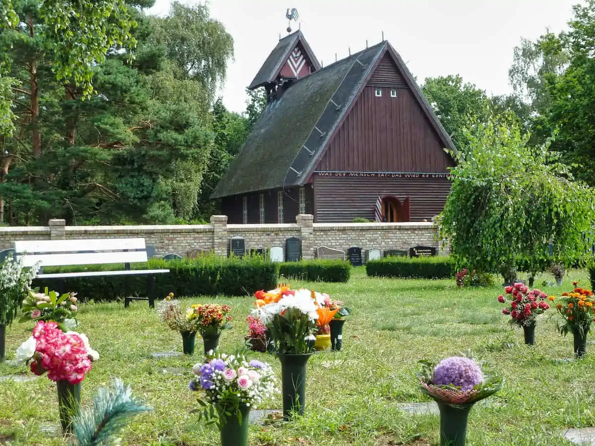 Friedhof und Fischerkirche