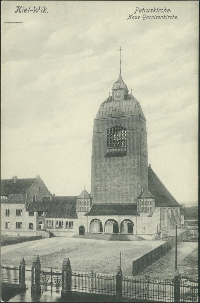 Petruskirche Kiel ☀️ Ostsee Magazin