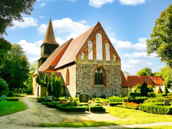 Dorfkirche Blankenhagen