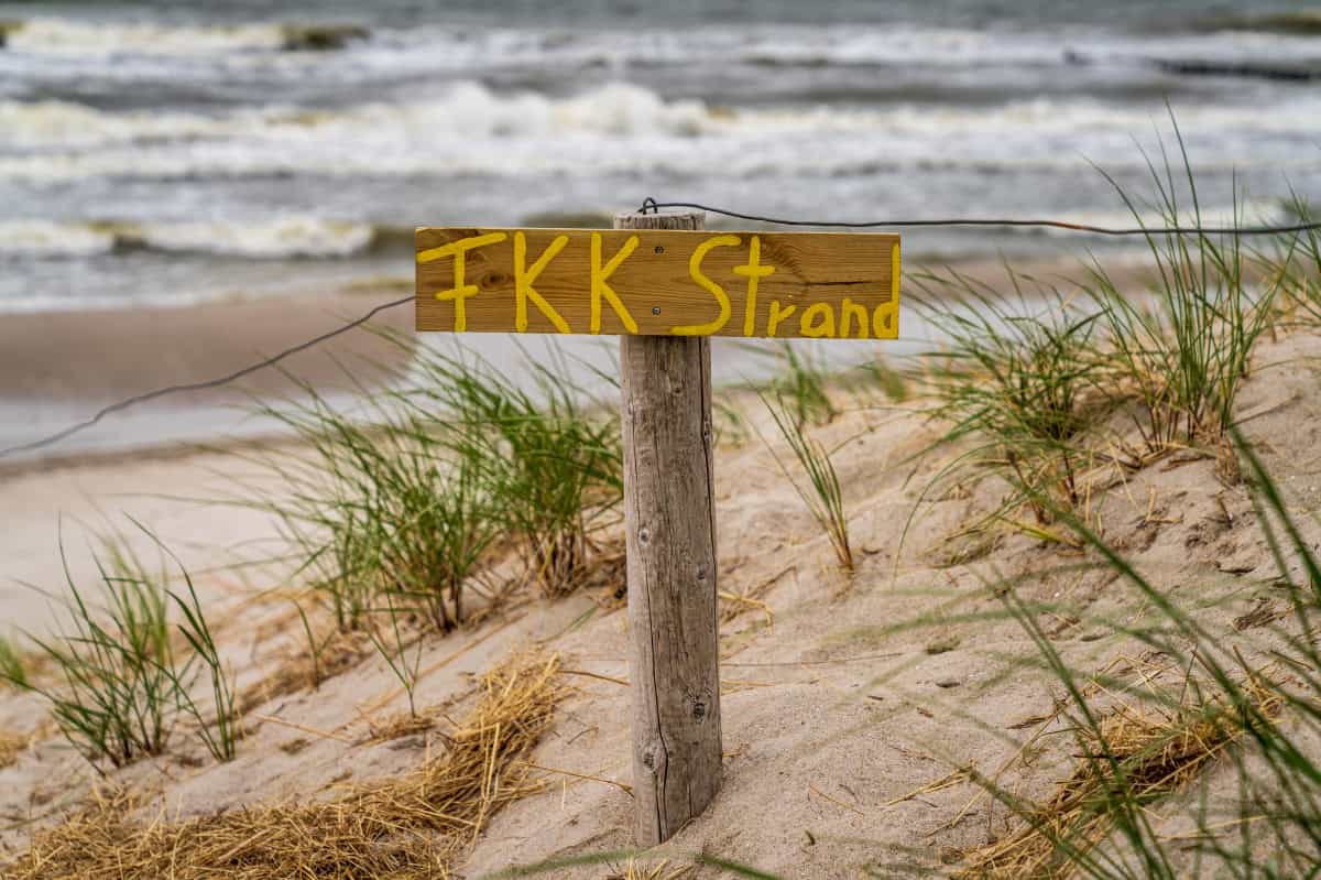 FKK Strand Schild 