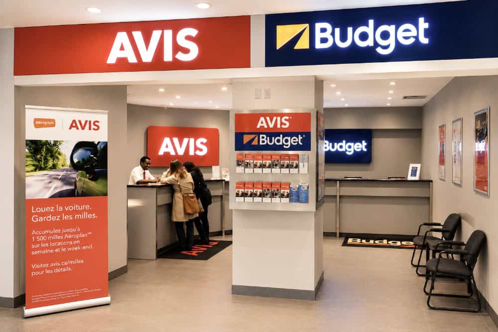 Mit dem Flugzeug an die Ostsee - welcher Flughafen ist der beste Ausgangspunkt? Autovermietung am Flughafen